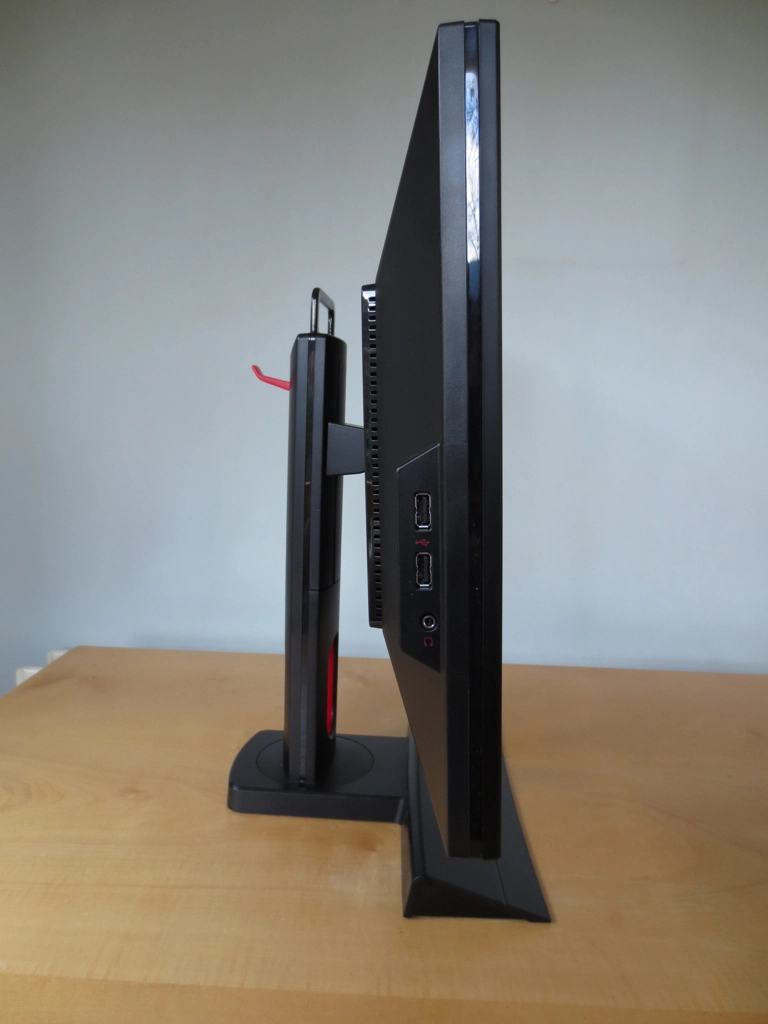 Fully adjustable stand and USB ports