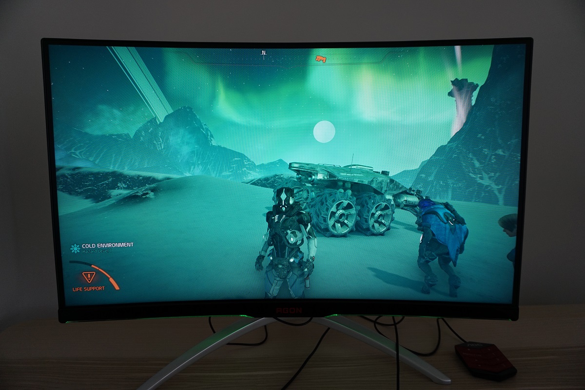 Test AOC Agon AG352QCX : un moniteur de 35 pouces 200 Hz FreeSync