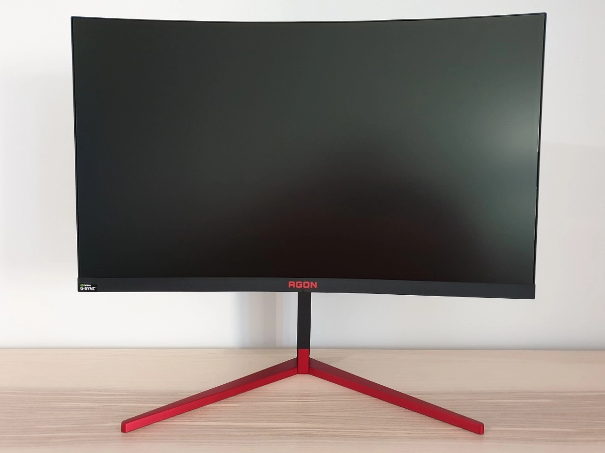 A curved screen