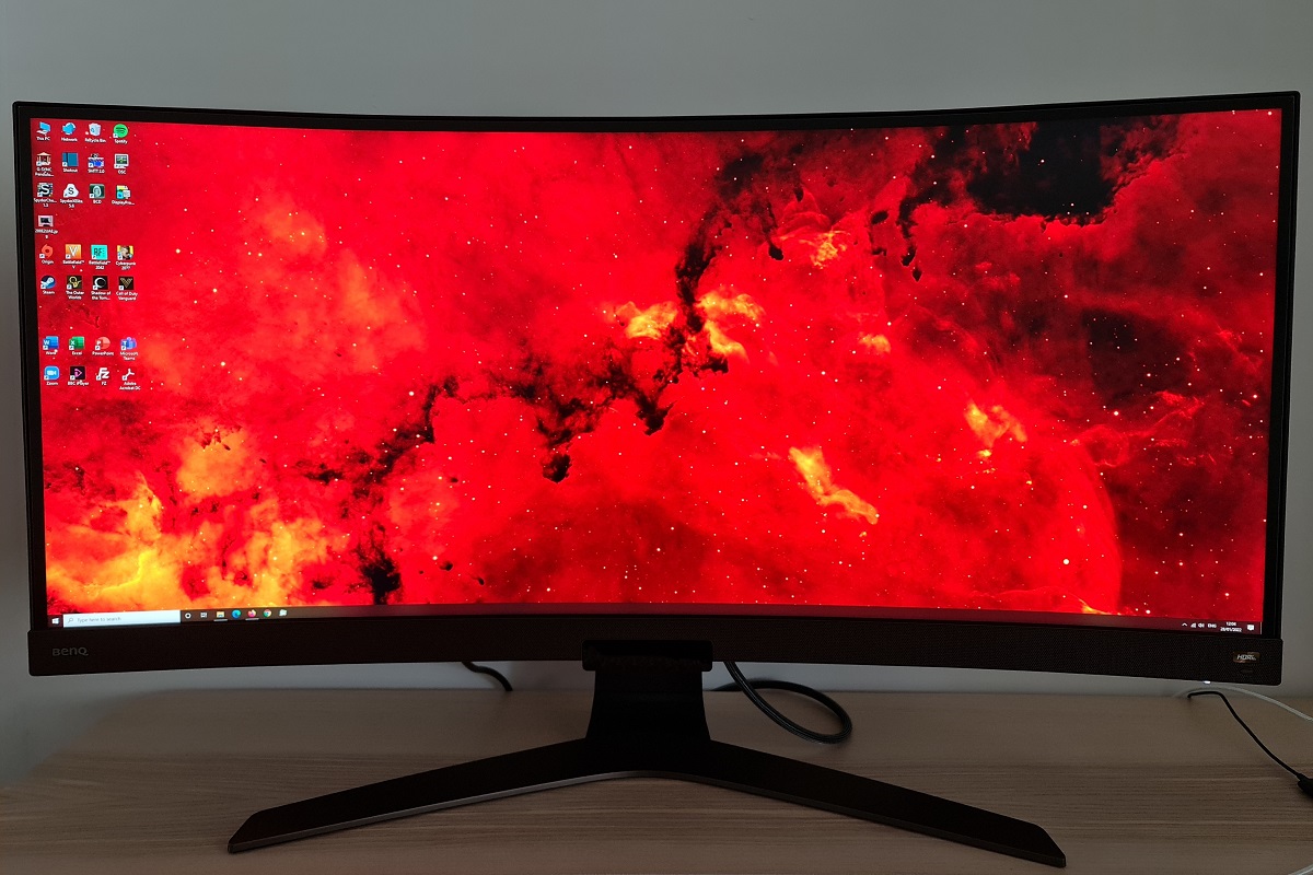 BenQ 34-inch ultrawide 2K monitor review: Perfect for Universal Control