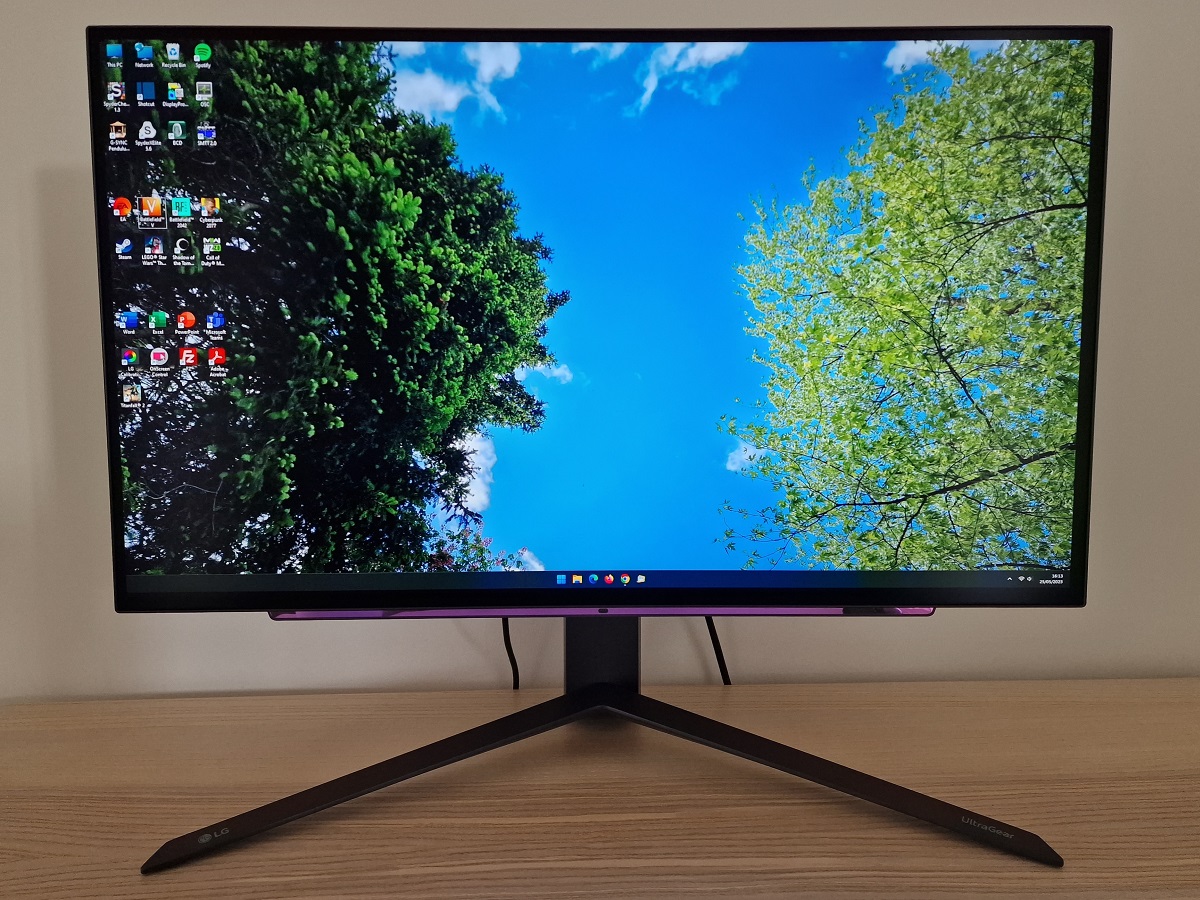 LG 27 27GR95QE-B - Ecran PC LG 