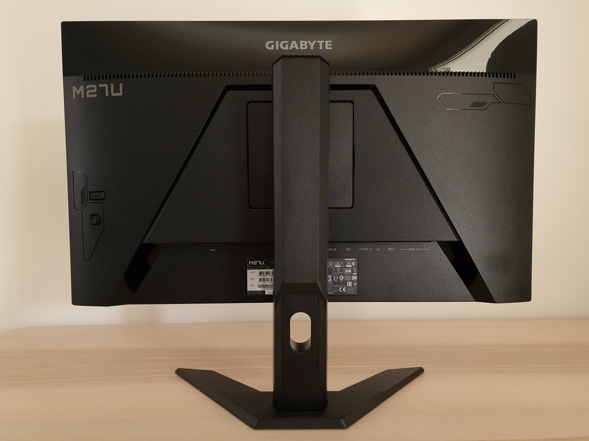 Unbox the Ultimate Gaming Experience: Gigabyte M27U Monitor 